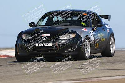 media/Oct-26-2025-CalClub SCCA (Sun) [[8ce1e69566]]/Group 2/Grapevine/